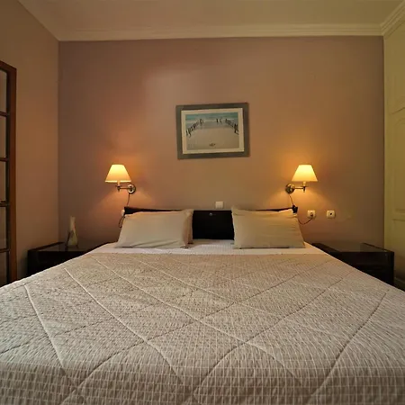 Aparthotel Bella Vista & Benitses (Corfu)