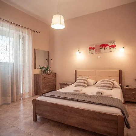 Bella Vista & Benitses (Corfu)